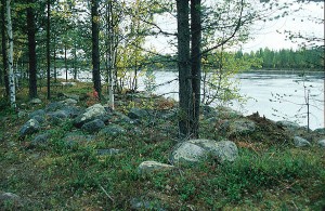 Graven, en stensättning, på Suhpegádde vid Ligga